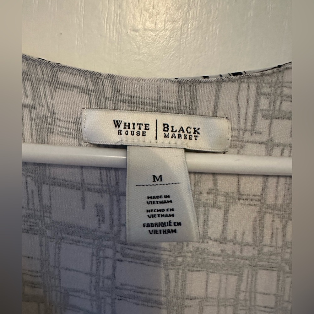 WHBM White V-Neck Tank with Black Printed Designs - Size M - Picture 2 of 4